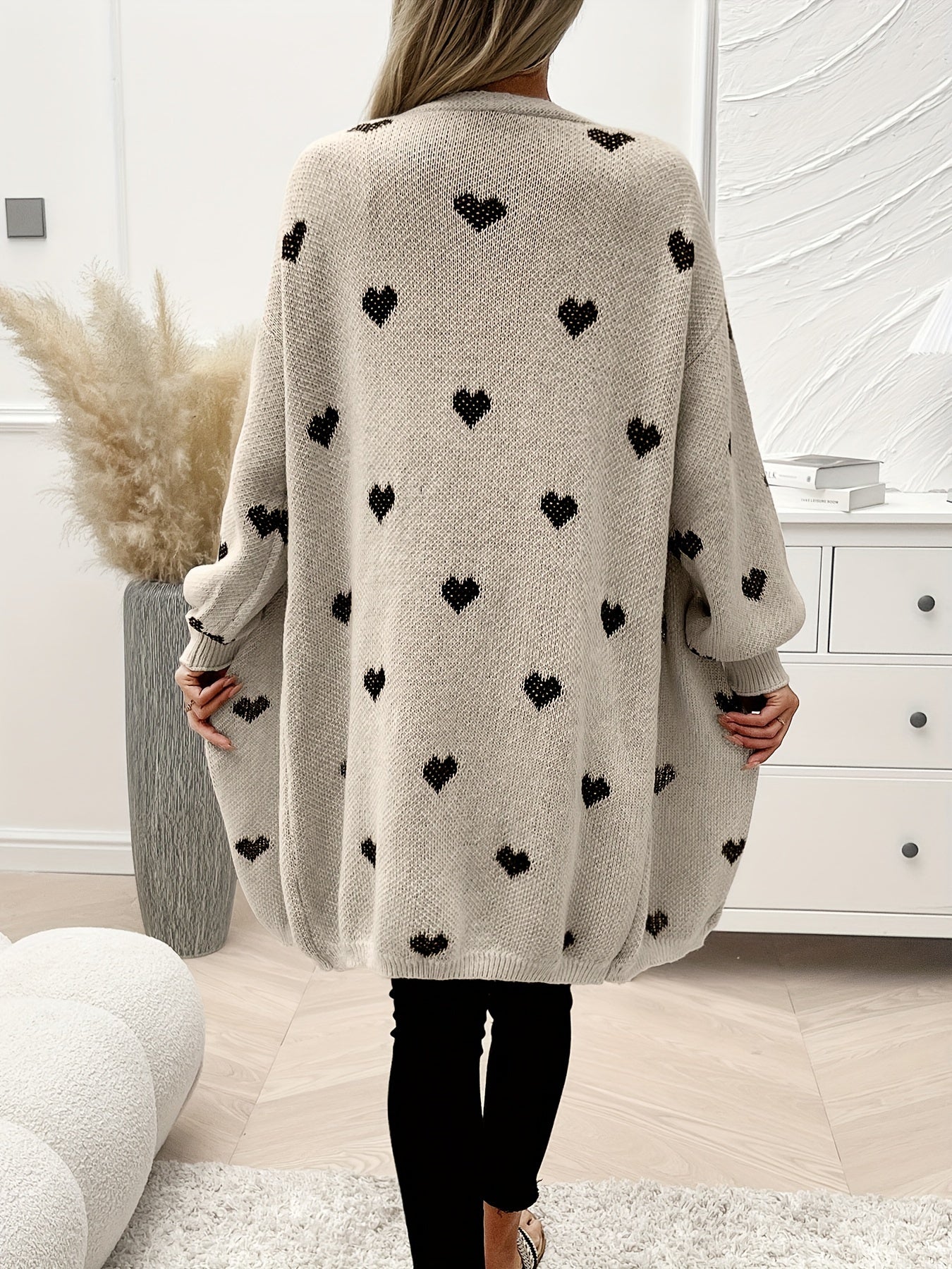 Chunky Knit Long Cardigan for Women with Oversized Heart Pattern 2