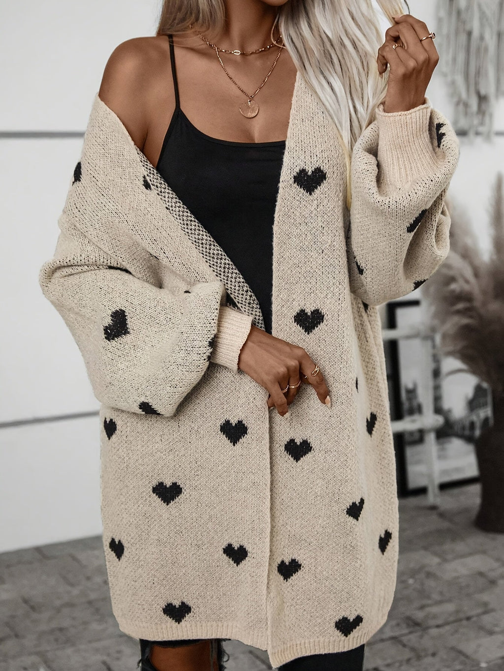 Chunky Knit Long Cardigan for Women with Oversized Heart Pattern 3