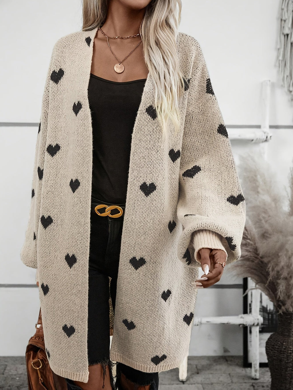 Chunky Knit Long Cardigan for Women with Oversized Heart Pattern 4
